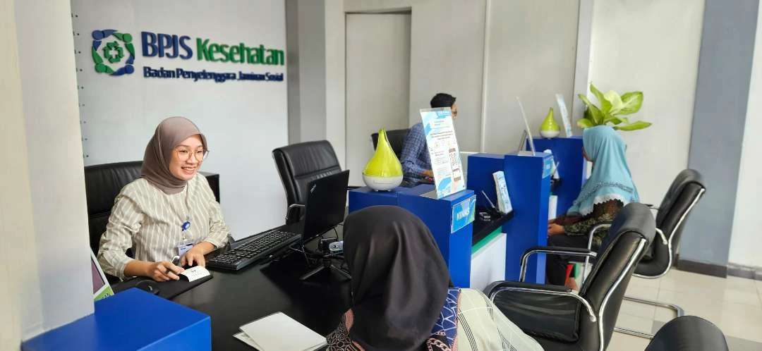 semangat-hari-pahlawan,-gotong-royong-peserta-jkn-jadi-kunci-keberlanjutan-jaminan-kesehatan