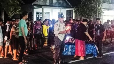 mengerikan!-pengendara-motor-di-bangorejo-tewas-terlindas-mobil-misterius-usai-tabrakan,-sopir-langsung-kabur!