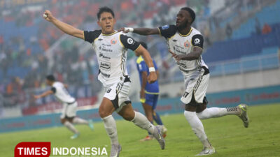 menang-satu-gol-babak-pertama,-arema-fc-ditundukkan-persija-jakarta-1-2-di-kandang-–-times-banyuwangi