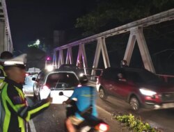 Kecelakaan Maut di Jembatan Sasak Tambong Banyuwangi! Pemotor Asal Bondowoso Tewas Seketika, Pikap Misterius Langsung Kabur!