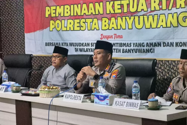 kapolresta-banyuwangi-tekankan-waspada-hoaks,-konflik-sosial,-dan-narkoba-di-kecamatan-genteng