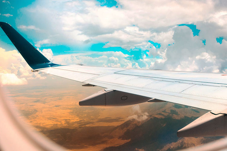 krisis-penerbangan-as:-780-penerbangan-dibatalkan,-ribuan-penumpang-terdampak-–-times-banyuwangi