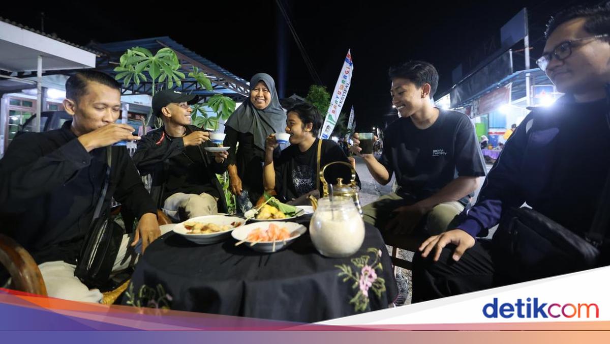 festival-ngopi-sepuluh-ewu,-malam-hangat-di-desa-kemiren