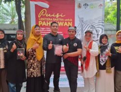 Kapolresta Banyuwangi Membacakan Puisi “Pahlawan Itu Bernama Rakyat” pada Gelaran Puisi Lentera Sastra untuk Pahlawan