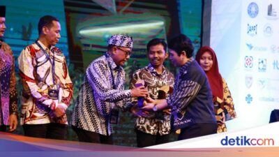 banyuwangi-juara-best-smart-branding-di-ajang-isna-2025