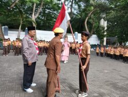 MI Darun Najah I Banyuwangi Peringati Hari Pahlawan di TMP Wisma Raga Satria