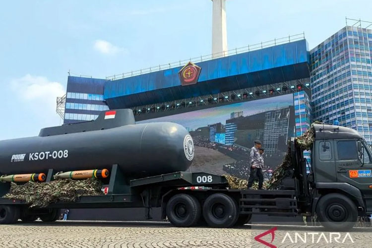 tni-al-kapal-selam-otonom-perkuat-pertahanan-laut-–-times-banyuwangi