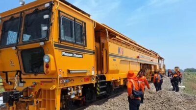 antisipasi-lonjakan-penumpang-kereta-api,-kai-perkuat-pengawasan-jalur-rel-jelang-libur-nataru-2025