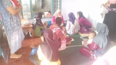 posyandu-mmi-alasrejo-gelar-pemeriksaan-rutin,-lansia-dan-balita-antusias-hadir