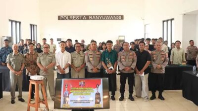 hangat-dan-penuh-keakraban!-kapolresta-banyuwangi-silaturahmi-bareng-kbpp-polri,-kompak-jaga-kamtibmas