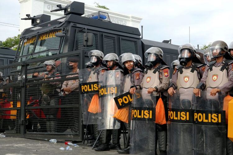 putusan-mk-soal-polisi-pegang-jabatan-sipil,-pengamat:-harus-dilaksanakan-–-times-banyuwangi