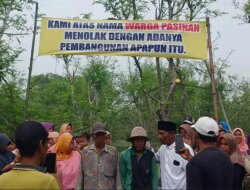 Warga Pasuruan Pasang Benner Tolak Pembangunan Sekolah Tamtama Marinir, TNI AL Bilang Begini