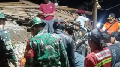 21-warga-cilacap-hilang-diterjang-longsor-majenang!-tim-sar-berjuang-di-tengah-tanah-labil