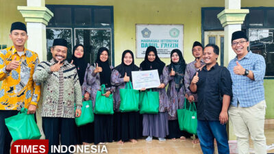 peduli-guru-pinggiran,-bmps-banyuwangi-bersama-yayasan-hati-suci-salurkan-bantuan-sembako-–-times-banyuwangi