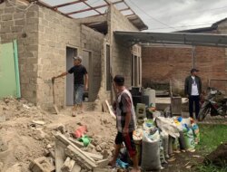 Puting Beliung Mengamuk di Banyuwangi! Enam Rumah Rusak Parah, Atap Terbang dan Tembok Ambruk