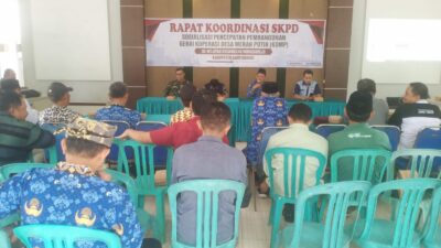 wujudkan-percepatan-pembangunan,-kecamatan-wongsorejo-gelar-rapat-koordinasi-gerai-koperasi-desa-merah-putih