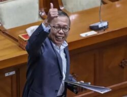 Profil Arsul Sani: Dari Politisi ke Hakim MK, Kini Diterpa Isu Ijazah Doktor Palsu yang Bikin DPR Ikut Angkat Suara