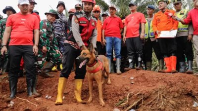 gubernur-luthfi-turun-gunung!-relokasi-korban-longsor-cibeunying-dikebut,-20-warga-masih-dicari