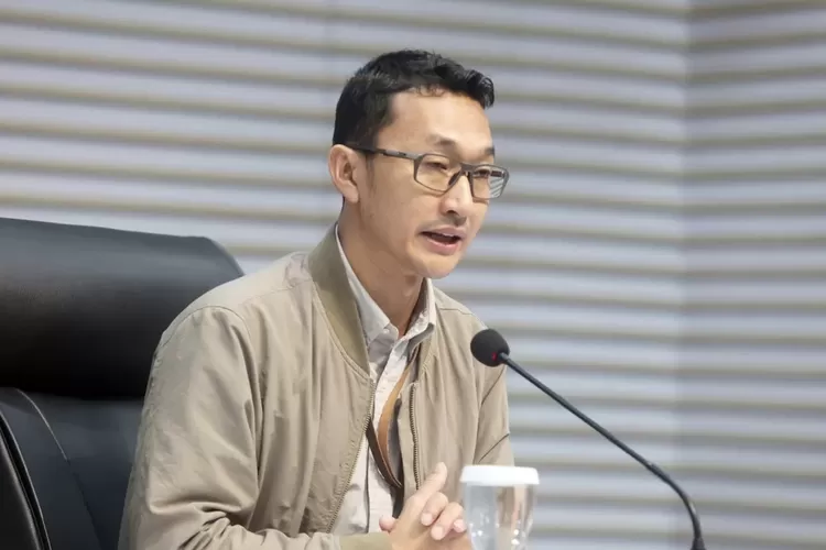 dugaan-korupsi-proyek-kereta-api,-kpk-tetapkan-17-tersangka-dan-dua-korporasi