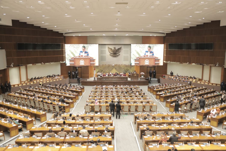 pemohon-uji-materi-uu-md3-minta-rakyat-bisa-berhentikan-anggota-dpr-–-times-banyuwangi