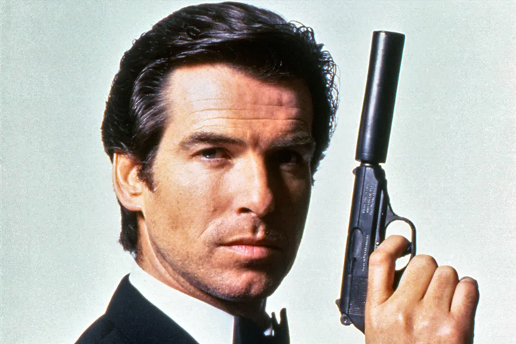 pierce-brosnan-buka-peluang-untuk-film-james-bond-lagi-–-times-banyuwangi