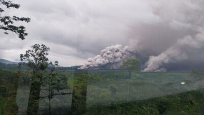 kronologi-aktivitas-vulkanik-sebelum-dan-pasca-erupsi-gunung-semeru-19-november-2025-–-times-banyuwangi