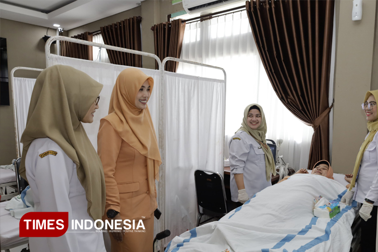peringati-hkn-ke-61,-istri-asn-di-banyuwangi-serentak-jalani-deteksi-dini-kanker-payudara-–-times-banyuwangi