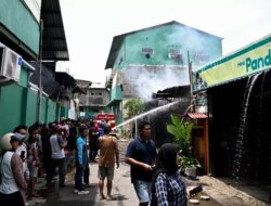 Gas Elpiji Bocor, Gudang Perabotan Dekat Ponpes Adz Dzikra Banyuwangi Terbakar
