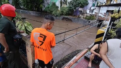 hujan-deras-kembali-mengguyur-kota-banyuwangi,-warga-bantaran-sungai-bagong-waswas-banjir-susulan