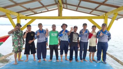 spot-fishing-center-bimo-wonderful-kian-diminati,-pemancing-mania-serbu-rumah-apung