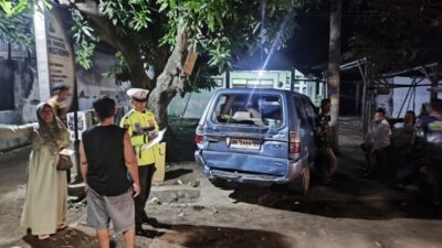 panther-dan-truk-diesel-terlibat-kecelakaan-beruntun-di-bajulmati-wongsorejo,-tidak-ada-korban-luka