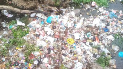 tumpukan-sampah-di-bawah-jembatan-kalisodong-tidak-sedap-dipandang,-bpd-usulkan-buat-perdes