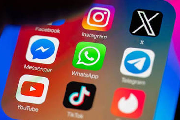 malaysia-ikut-batasi-akses-media-sosial-untuk-remaja-di-bawah-usia-16-tahun-–-times-banyuwangi