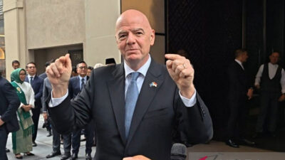 fifa-dan-sfd-siapkan-dana-1-miliar-dolar-as-untuk-pembangunan-stadion-di-negara-berkembang-–-times-banyuwangi