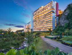 Kemewahan Akhir Tahun, Le Eminence Puncak Padukan Natal Klasik dan Keagungan Budaya Sunda – TIMES Banyuwangi