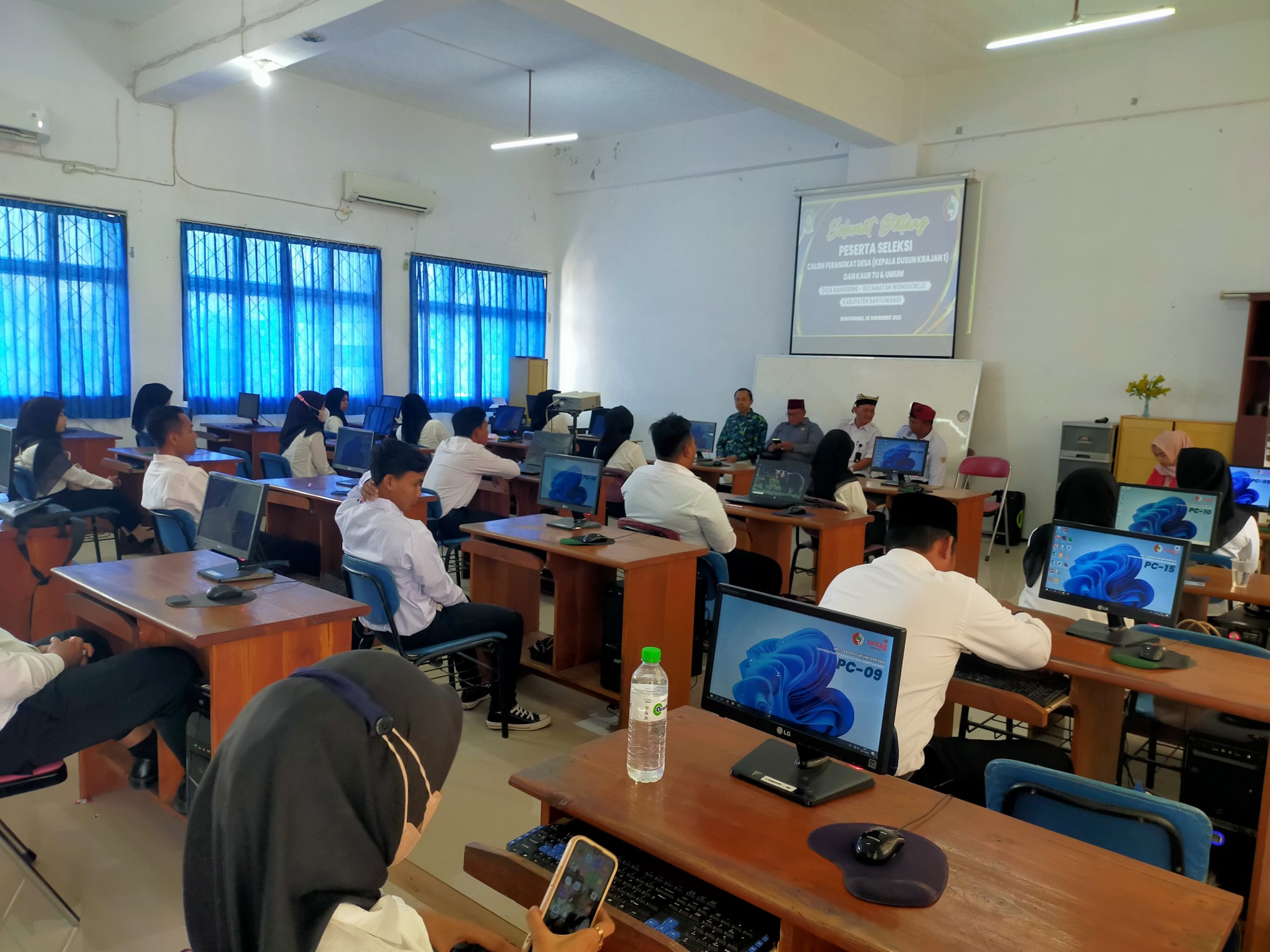 21-calon-perangkat-desa-bangsring-ikuti-tes-di-untag-banyuwangi