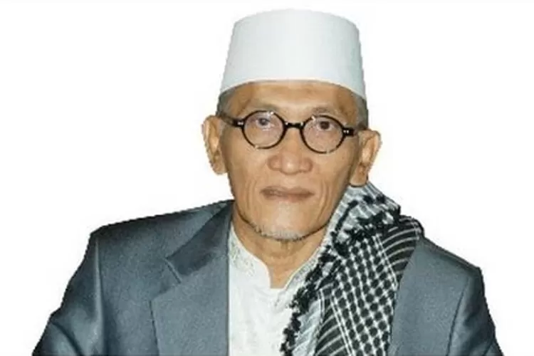 mengenal-kh-miftachul-akhyar:-ulama-kharismatik-surabaya-yang-kini-berada-di-pusat-badai-pbnu