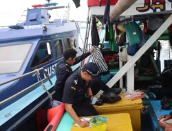 Jelang Nataru, Bea Cukai Banyuwangi Perketat Patroli Laut Cegah Rokok dan Miras Ilegal