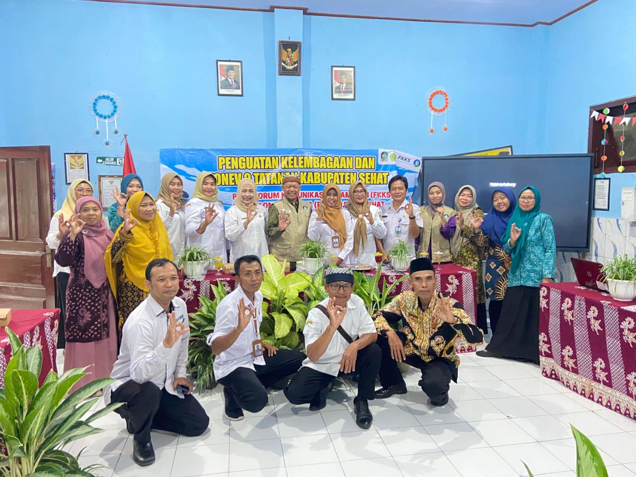 fkks-cluring-pilih-sdn-2-sarimulyo:sekolah-kecil-berdaya-besar-untuk-sosialisasi-uks