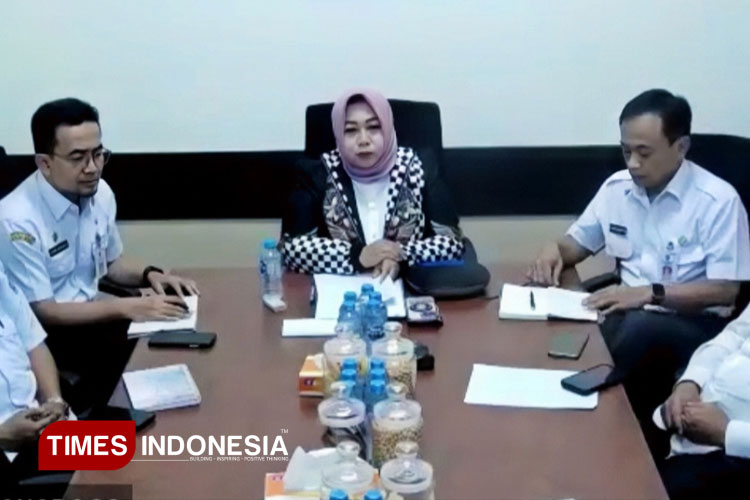 namanya-dicatut-oknum,-plt-bupati-ponorogo-lisdyarita-imbau-masyarakat-waspada-–-times-banyuwangi