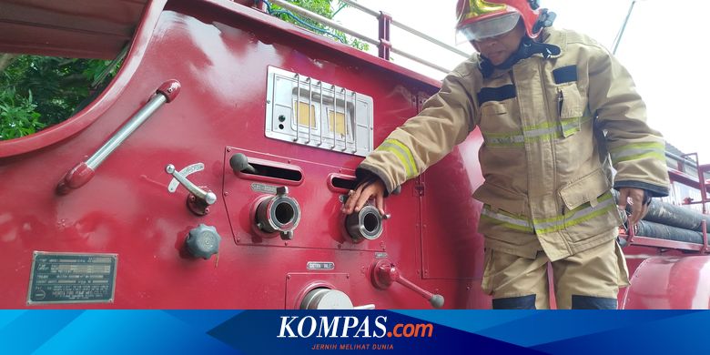 curhat-petugas-damkar:-mobil-bersirene-nyaring,-pengendara-tetap-tak-beri-jalan
