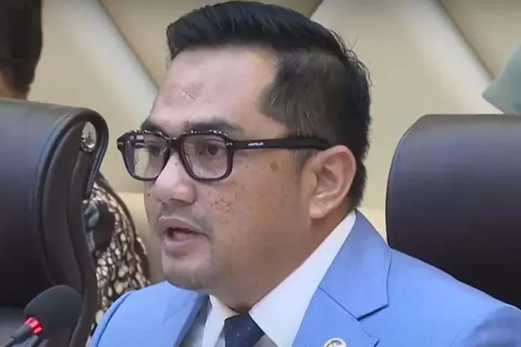 revisi-uu-asn-2023-dinilai-urgen:-jpt-pratama-ditarik-ke-pusat-untuk-lindungi-karier-pns