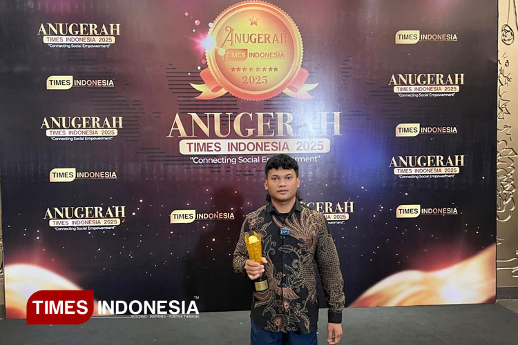 atlet-disabilitas-muhammad-ali-mahfud-raih-the-youth-connector-award-di-ati-2025-–-times-banyuwangi