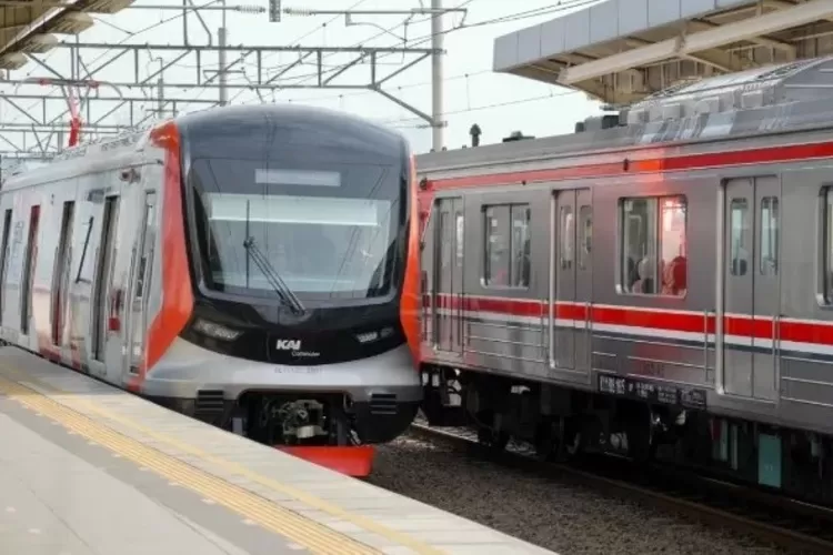 kai-commuter-bantah-isu-pemecatan-pegawai,-dpr-minta-perlindungan-hak-pekerja