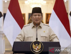Prabowo Targetkan 288 Ribu Sekolah di Indonesia Terpasang Layar Interaktif Digital pada Januari 2026 – TIMES Banyuwangi