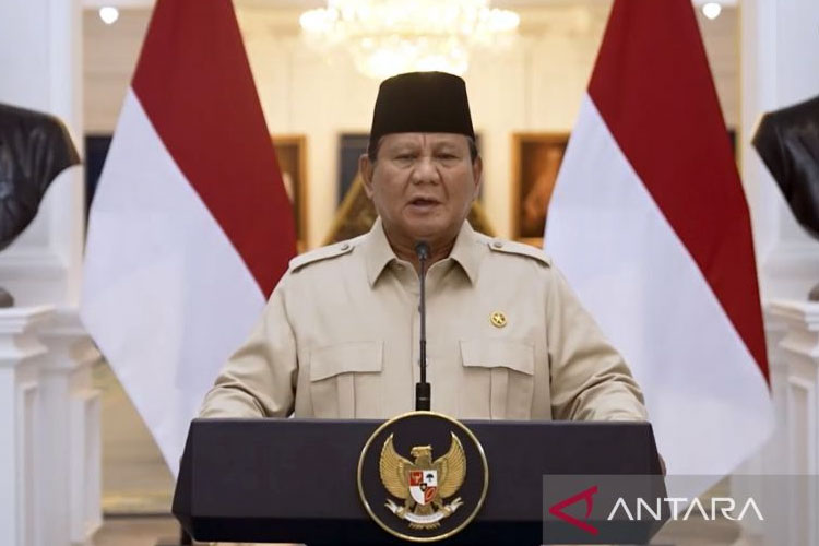prabowo-targetkan-288-ribu-sekolah-di-indonesia-terpasang-layar-interaktif-digital-pada-januari-2026-–-times-banyuwangi