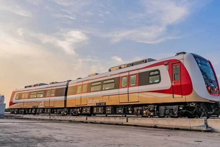 mengapa-lrt-jakarta-dinilai-kurang-efektif?-ini-penjelasan-pakar-transportasi