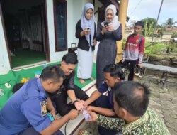 Drama Cincin Tunangan Kesempitan, Sejoli di Banyuwangi Minta Bantuan Damkar Selamatkan Jari