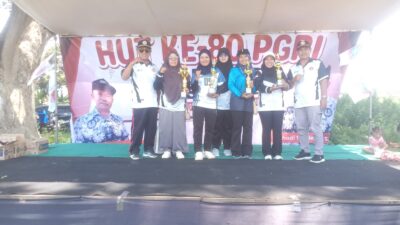 tim-igtki-dan-alasbuluh-sabet-juara-di-final-voli-pgri-wongsorejo