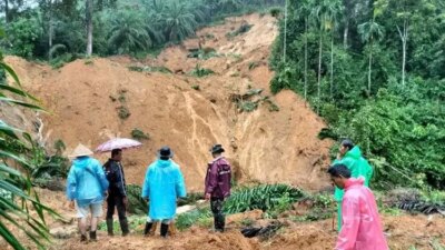 tragedi-banjir-dan-longsor-di-agam:-74-jiwa-melayang,-pencarian-belum-usai